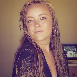 Meet your Posher, Kaitlin